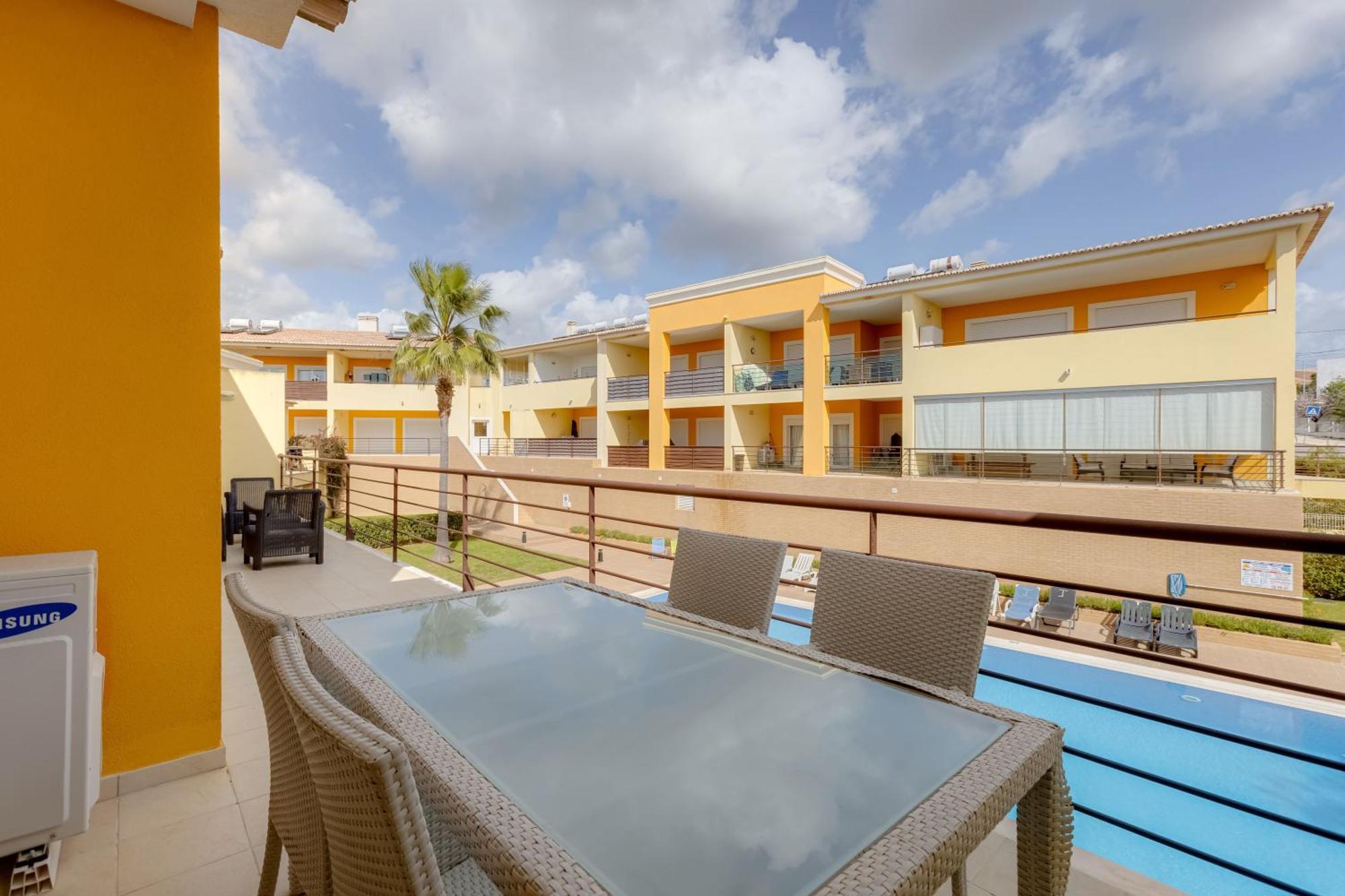 The Village - Apart Para 6 Com Ac, Garagem E Piscina, A Poucos Min Da Gale Albufeira Exterior photo